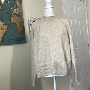 Banana Republic • NWT • Relaxed Mock-Neck Sweater